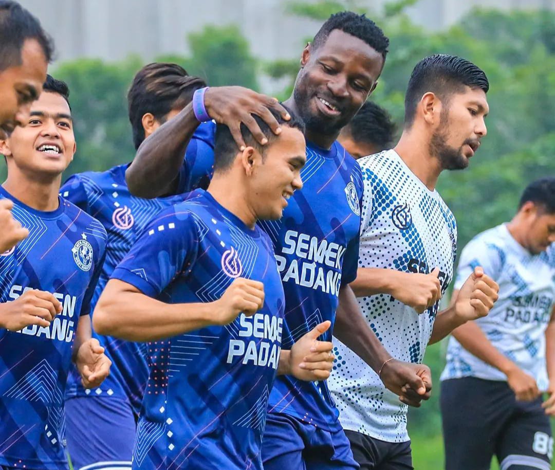Pemain Semen Padang FC saat latihan di SPFC Training Ground Padang (Foto: Semen Padang FC)